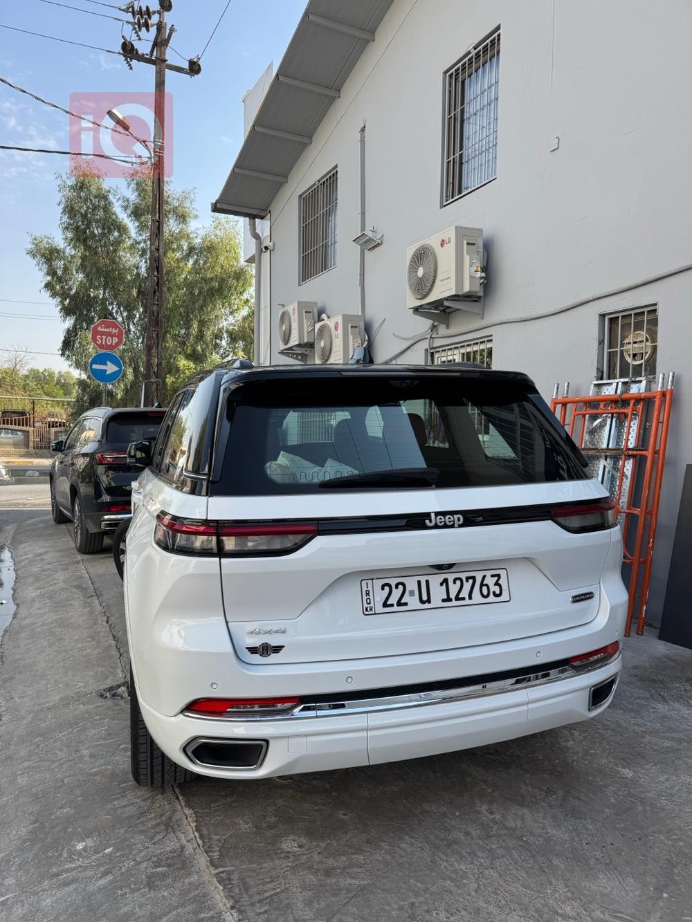 جیپ گراند شیرۆکی